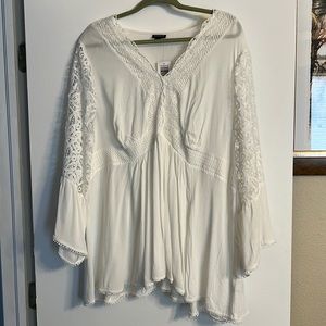 NWT torrid lace and chiffon peasant blouse